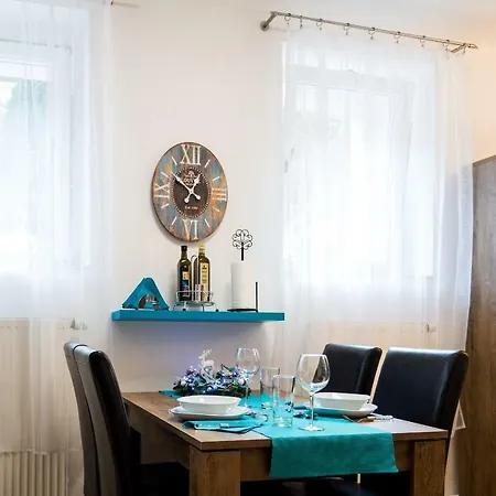 Apartment To At Close To Castle With Terrace And Garden Prague